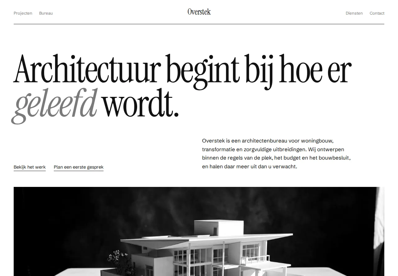Homepage van de template Overstek Architecten